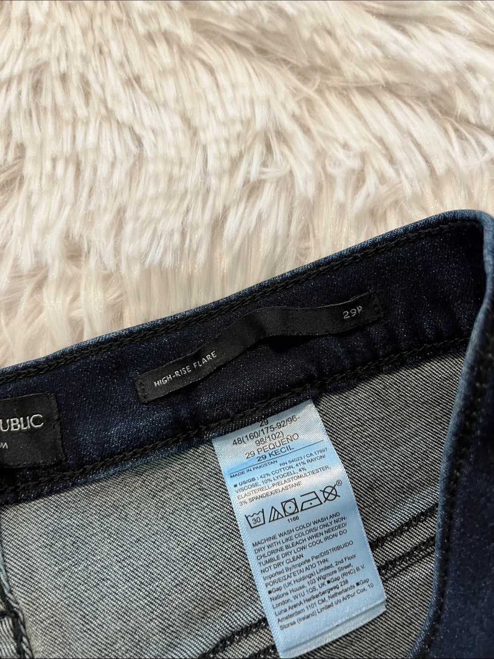 Banana Republic High Rise Flare jeans size 29 petite - Picture 5 of 6